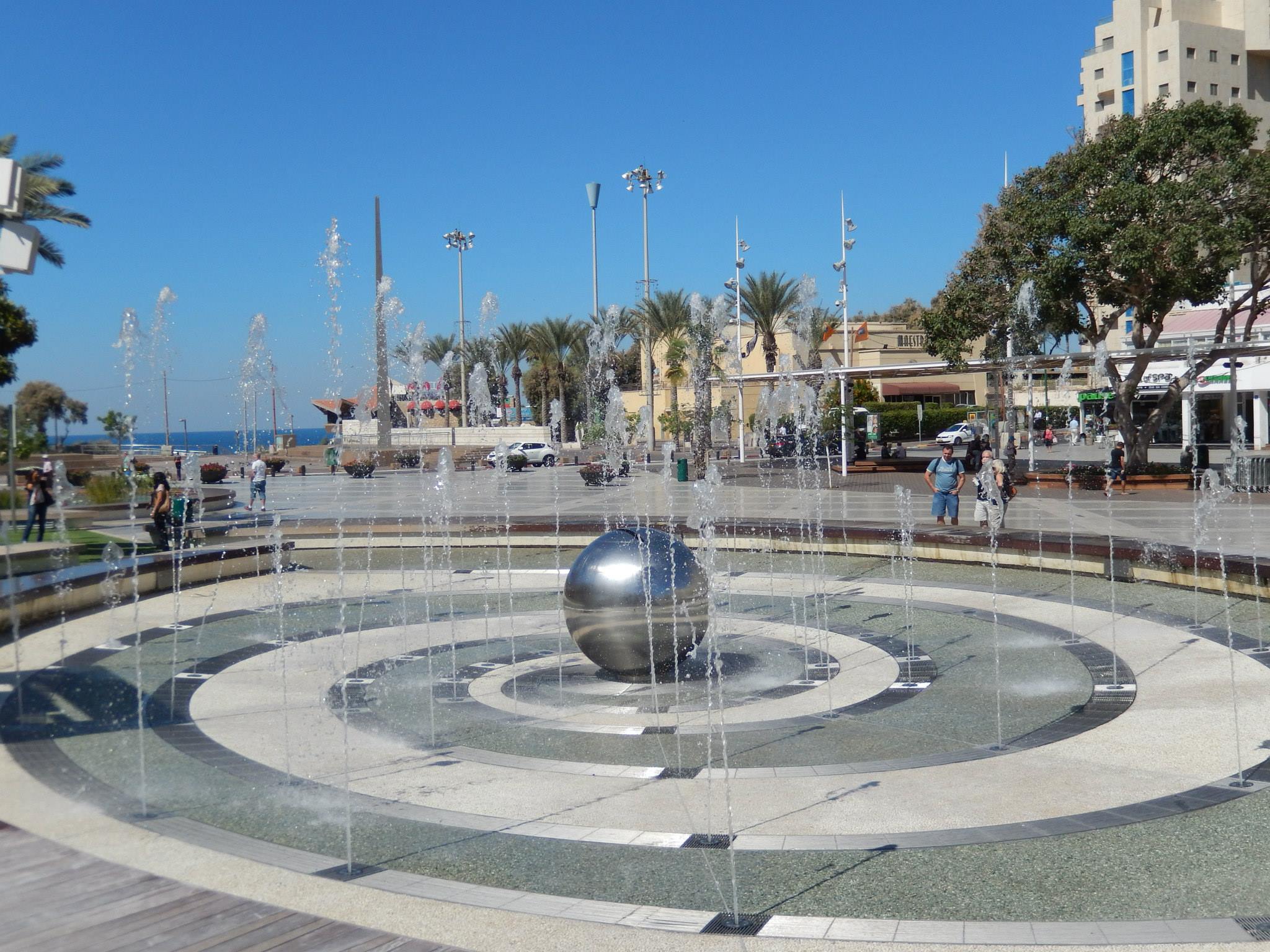 Netania Fountain Square 