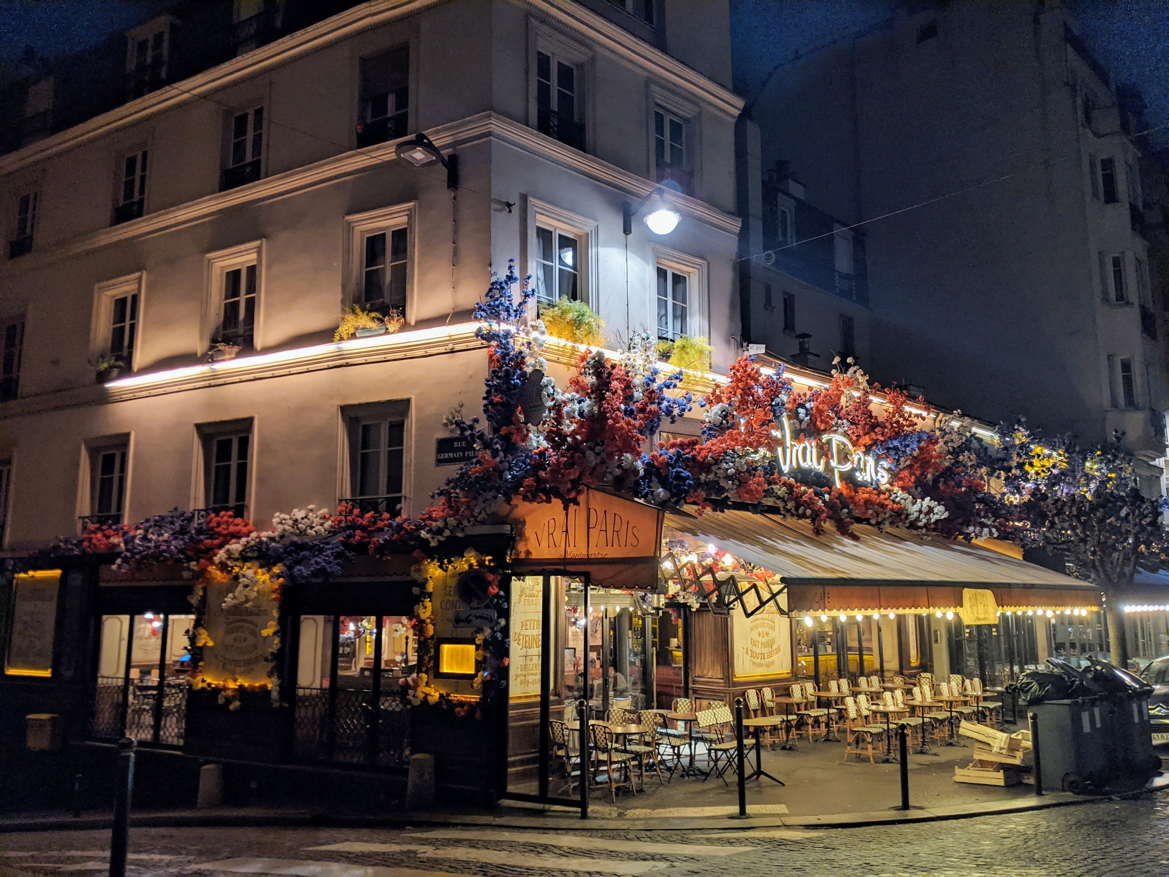 Paris Love